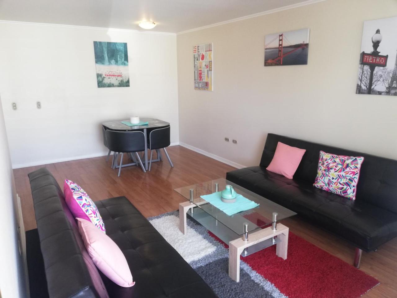 Apartamento San Isidro 40 Depto 198 Metro Santa Lucia Amplio 4 Personas *